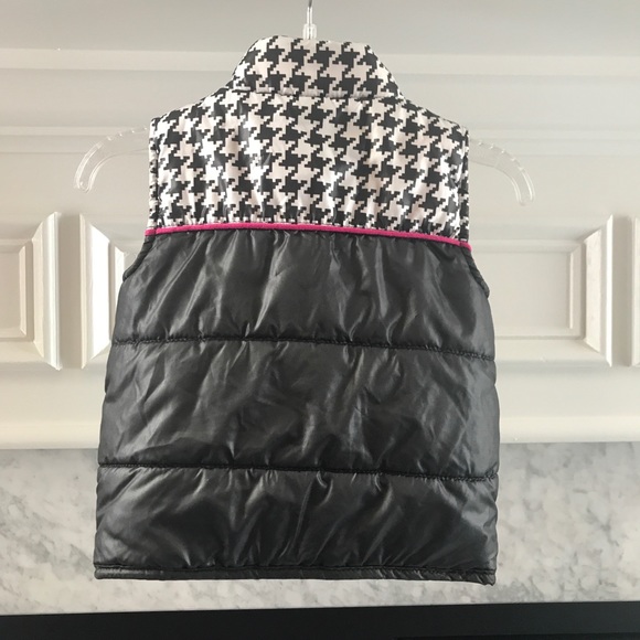 12 month vest - Picture 2 of 8